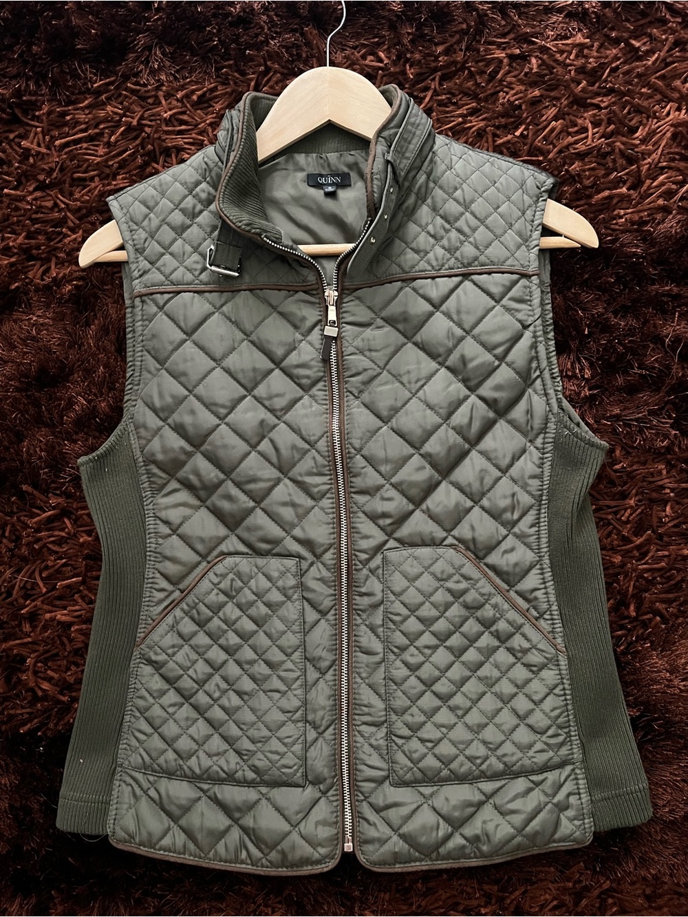 Quinn Women’s Quilted Olive Green Zip-Front Vest-sz S